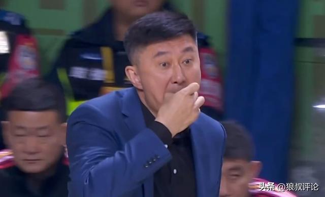 杜锋：我们上半场限制南京得到了29分 下半场手感回暖掌控主动权