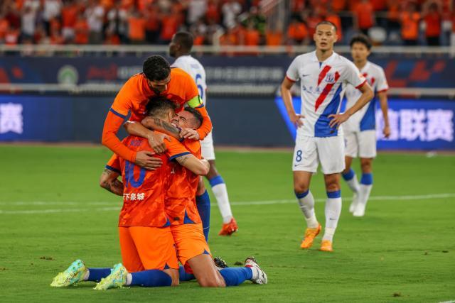 开云体育APP-申花遭遇本赛季最惨失利 三闷棍让久事升级外援？