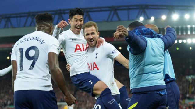 开云体育APP-切尔西女足英超三连冠后 全场欢送球队韩国传奇